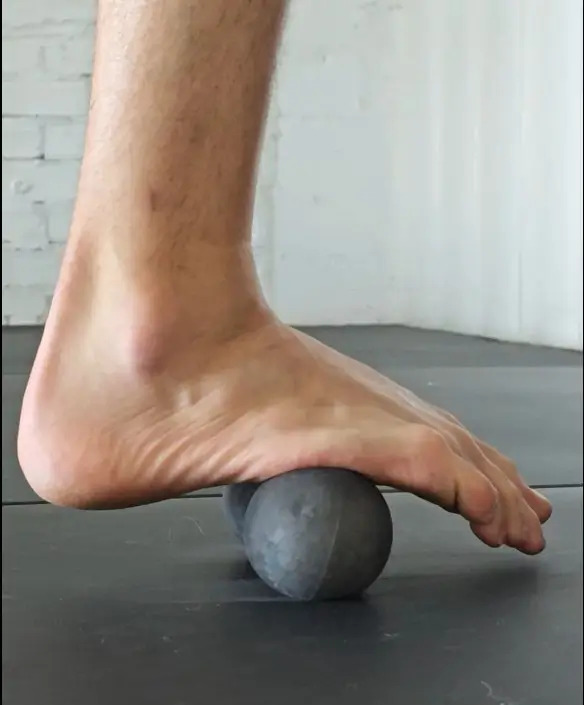 entrenamiento de pies, automasaje fascia plantar