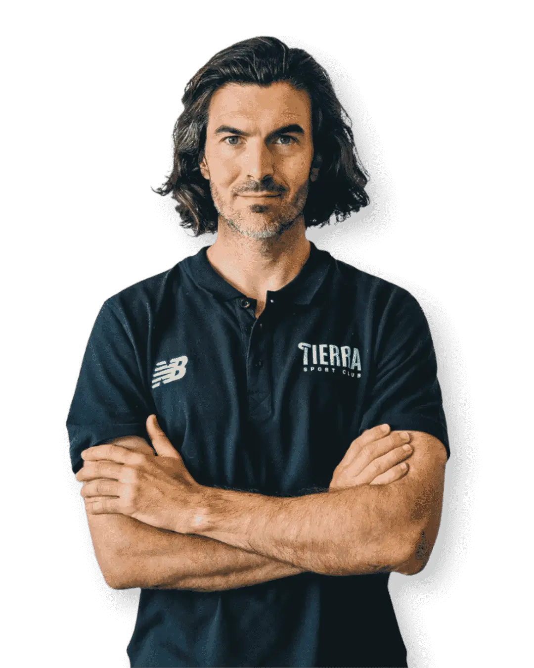 SOBRE ESTEBAN TIERRA ARIAS